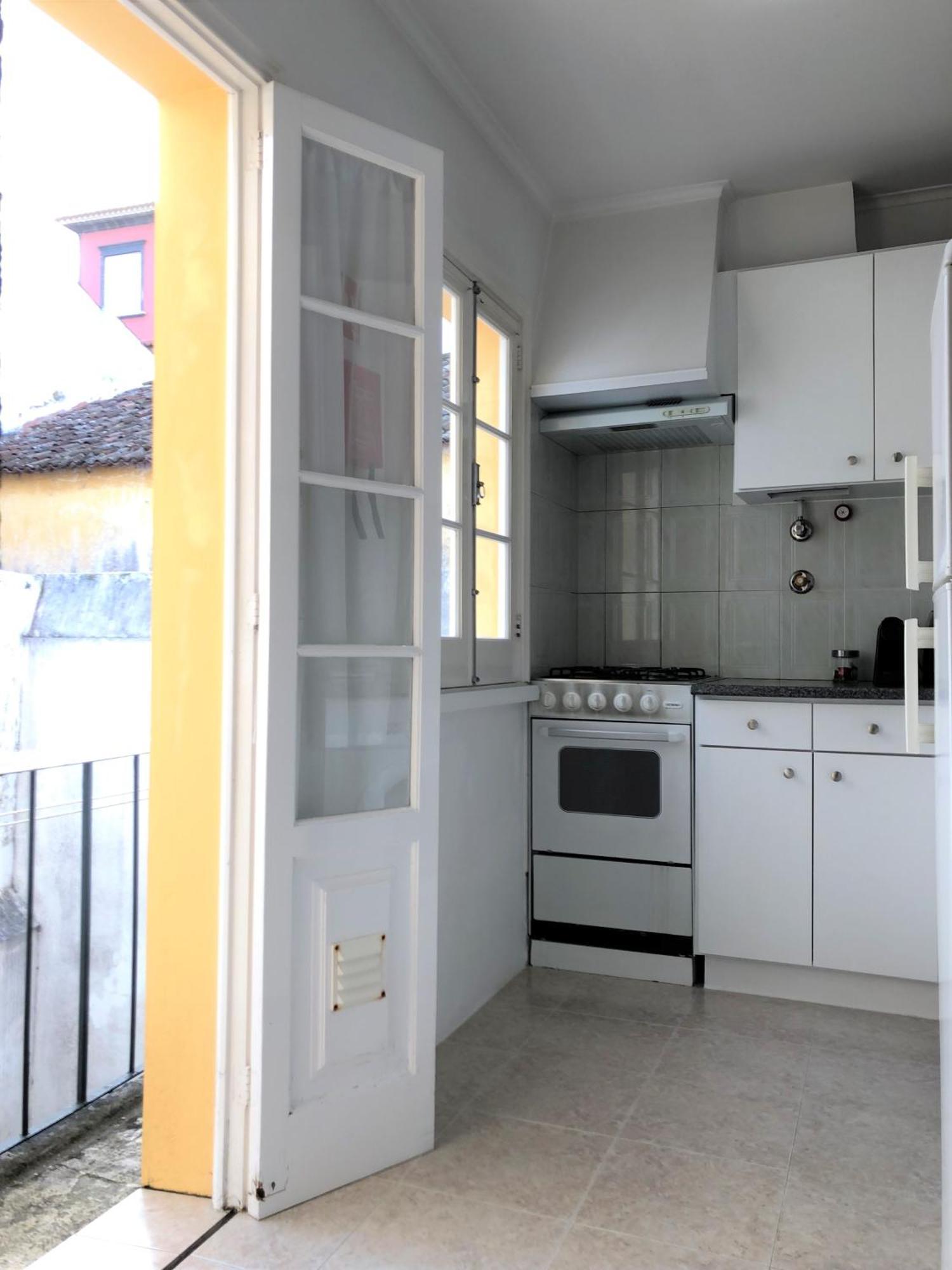 Pdl Central Apartments - Three Πόντα Ντελγκάντα Εξωτερικό φωτογραφία