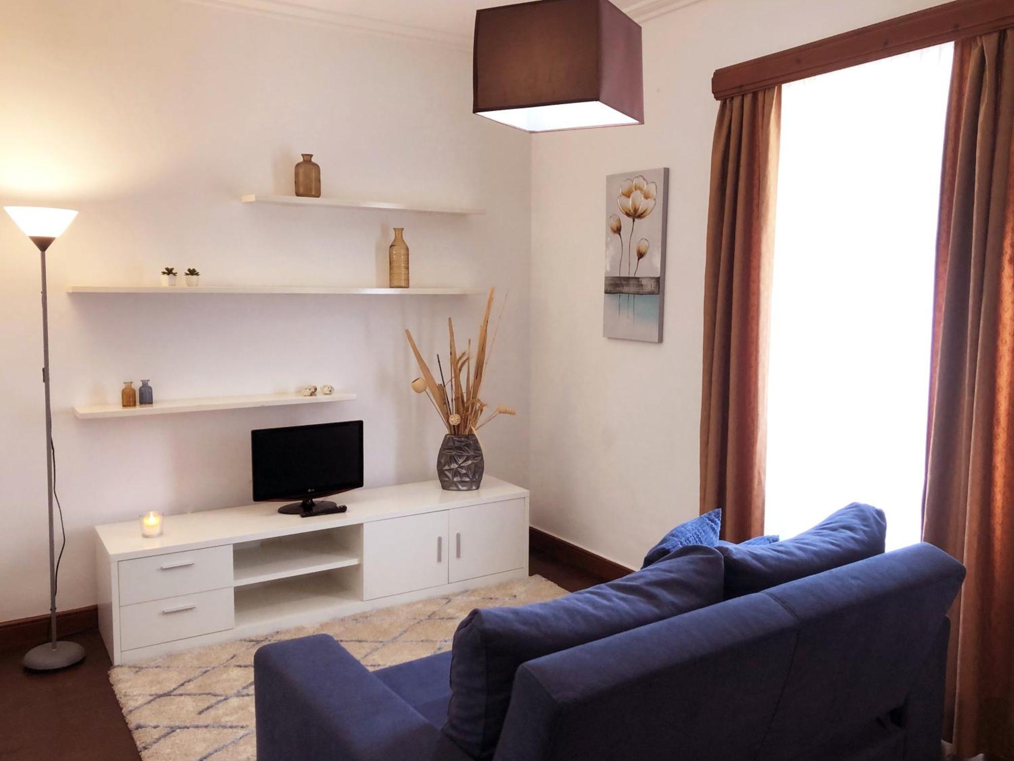Pdl Central Apartments - Three Πόντα Ντελγκάντα Εξωτερικό φωτογραφία